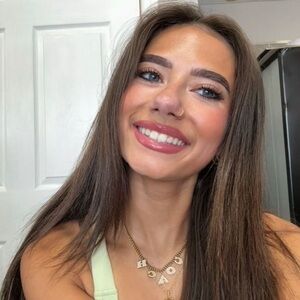 Meet your Posher, Maddy